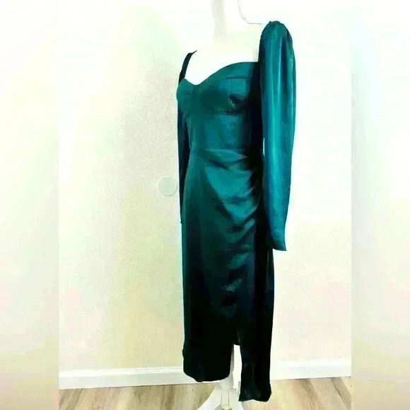 Aritzia Wilfred Emerald Green Satin Long Sleeve Midi Dress Size 8 - Picture 5 of 13